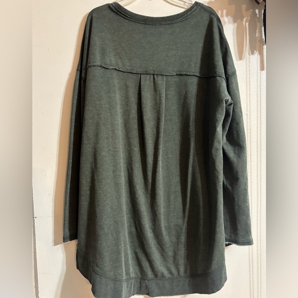 Z Supply Sage Green Relaxed Sweatshirt oversized best fit M to L - Picture 12 of 12